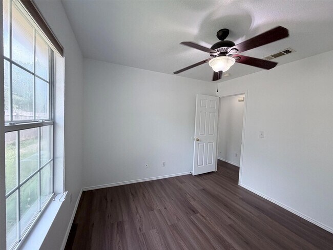 Building Photo - 142 Nuuanu Ln