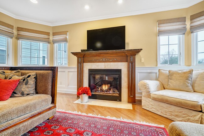 Building Photo - 18 Mariners Bend