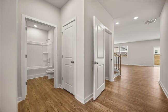 Building Photo - 786 Ruddy Dr