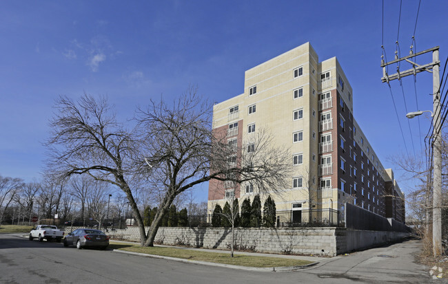 Building Photo - Montclare Senior Residences of Avalon Park