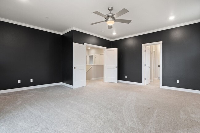 Building Photo - Newer 4-Bedroom Home in Bremerton