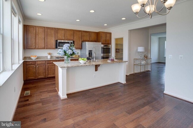 Building Photo - 25636 Pleasant Valley Rd