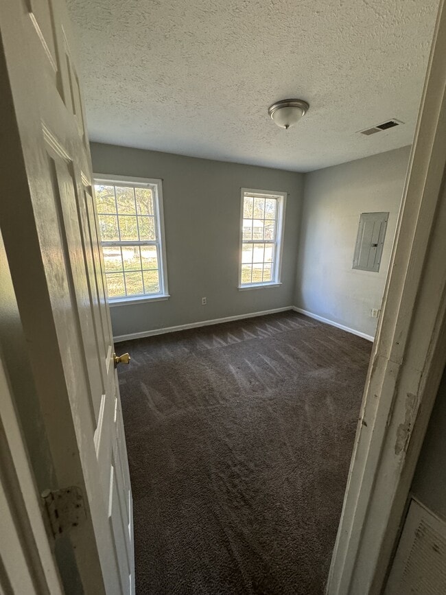Building Photo - 316 Eaton St