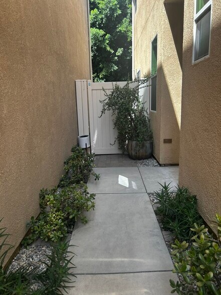Building Photo - 7607 N Patriot Way