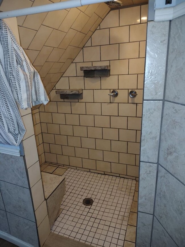 Building Photo - 51 Cotter Ave