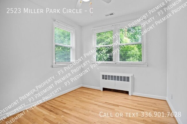 Building Photo - 2523 Miller Park Cir