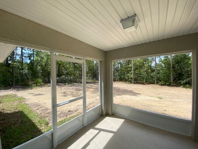 Building Photo - 6110 SW 154th Lane Rd