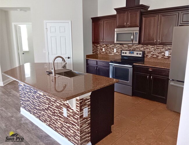 Building Photo - 117 Prestwick Grande Dr