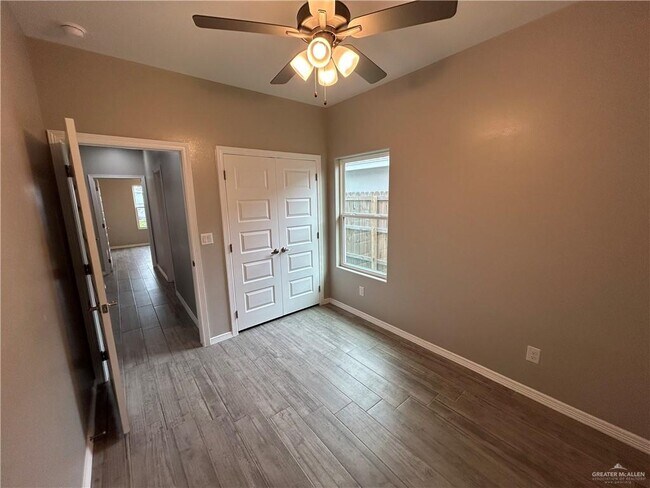 Building Photo - 1805 Stauffers St
