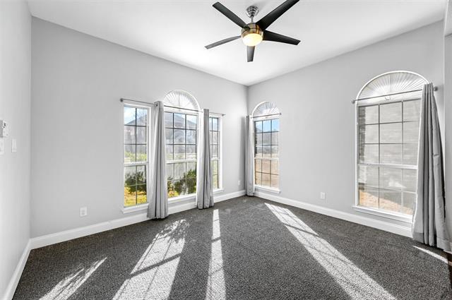 Building Photo - 4325 Biscayne Dr