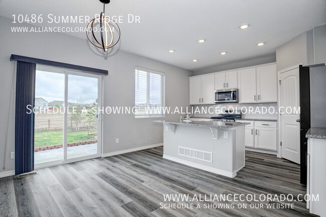Building Photo - 10486 Summer Rdg Dr