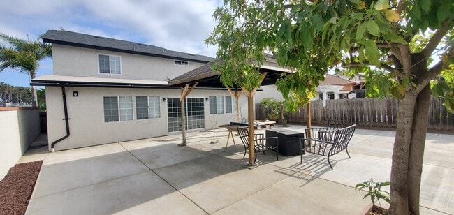 Building Photo - 2886 Cagayan Ave