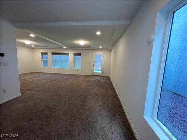 Building Photo - 7075 Jasper Hill Way