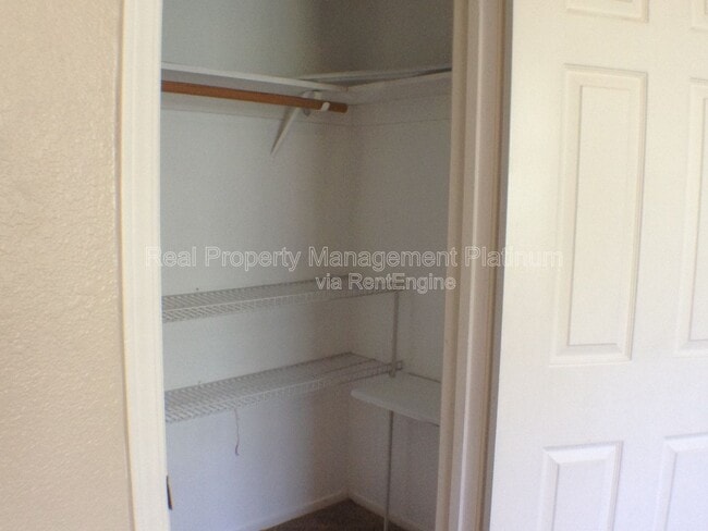 Building Photo - 675 N Claremont Ave