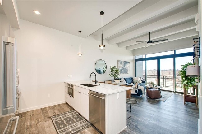 Building Photo - Absolutely! This home offers the perfect blend of luxury, convenience, and comfort.