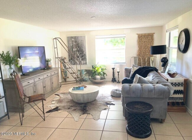 Building Photo - 28541 Trigg Rd