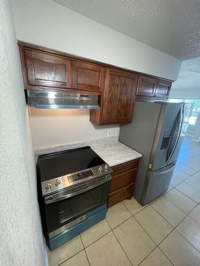 Building Photo - 7036 Crosstimbers Ln