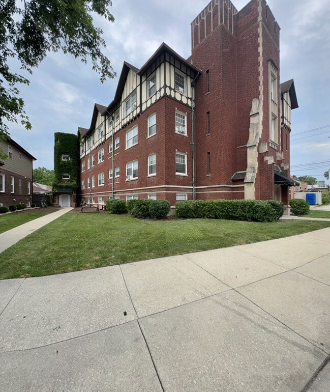 Primary Photo - 3302 Kenilworth Ave