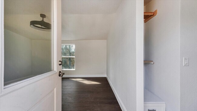 Building Photo - 65 County Rd 5002