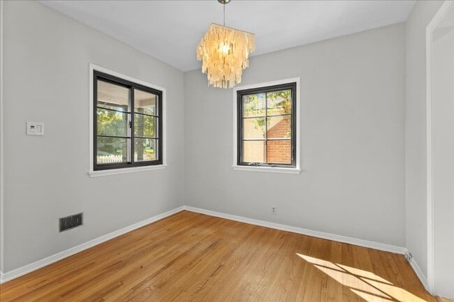 Building Photo - Charming Westchester House with Private Yard