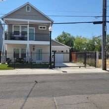 Building Photo - 2627 Beaumont St