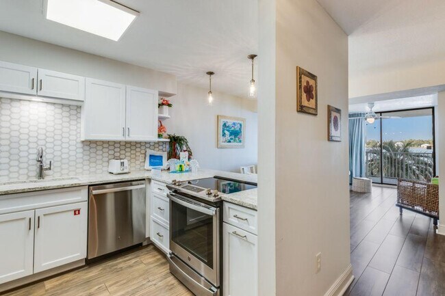 Building Photo - 1516 Sandpiper Ln
