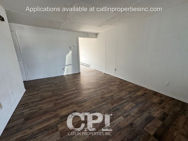 Building Photo - 2128 46th Ave