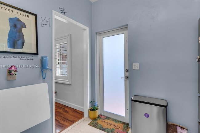 Building Photo - Northwest Flagler Terrace, Miami, FL 33125 - 2 BR 1 BA house