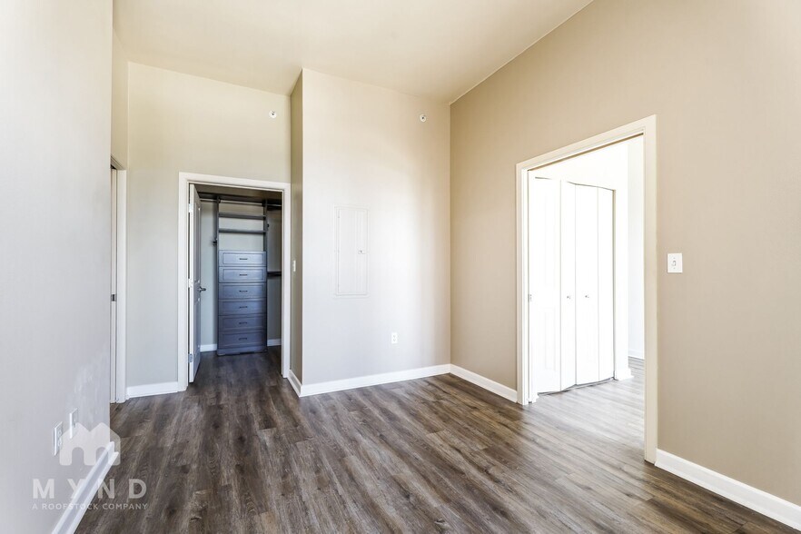 Building Photo - 1127 15th St