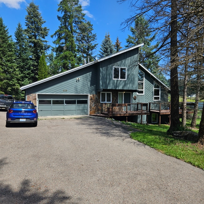 Building Photo - 256 Mallard Loop