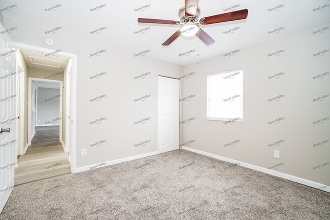 Building Photo - 1121 Gibson Rd