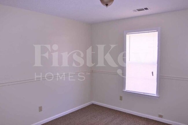 Building Photo - 4577 Bassett Hall Dr