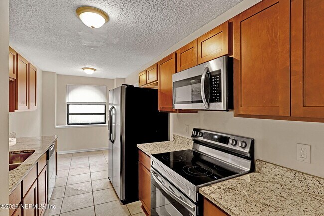 Building Photo - 11349 Blossom Ridge Dr