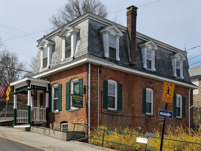 Building Photo - 45 White St