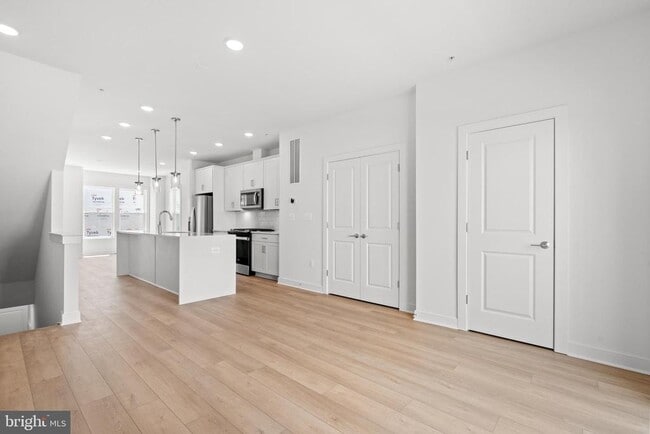 Building Photo - 3122 Nina Clarke Dr