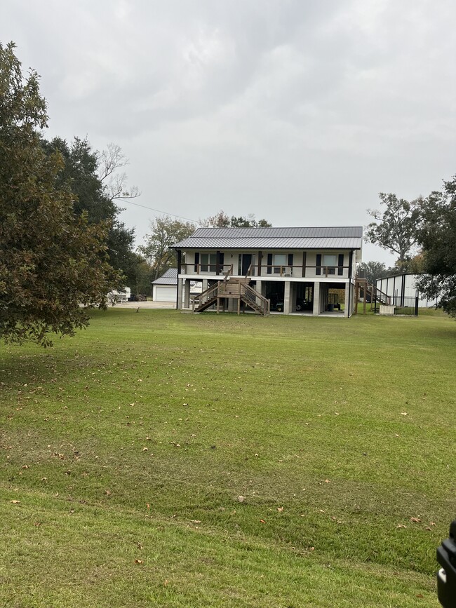 back view - 18522 Manchac Landing Ct