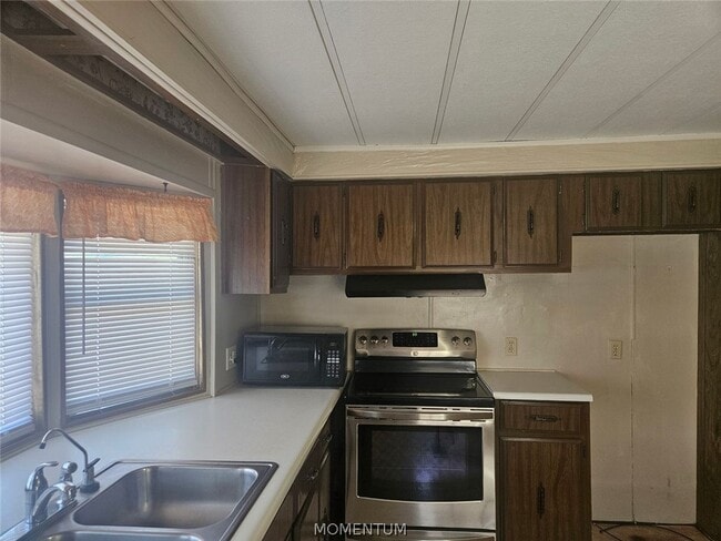 Building Photo - 1435 Trane Rd