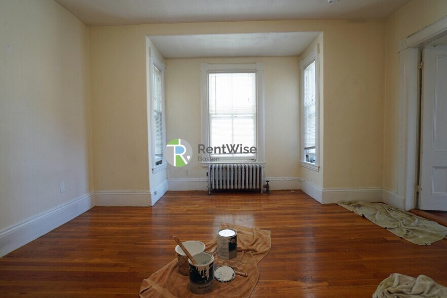 Building Photo - 381 Harvard St