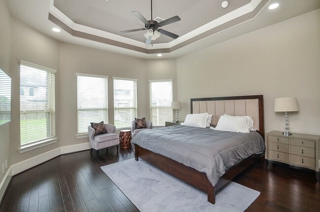 Building Photo - 10010 Cypress Path