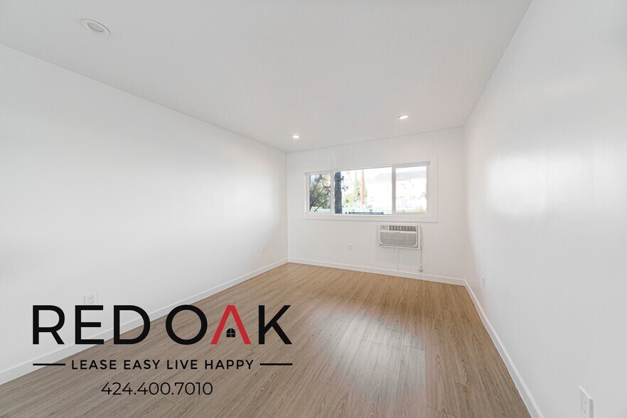 Building Photo - 3152 James M Wood Blvd