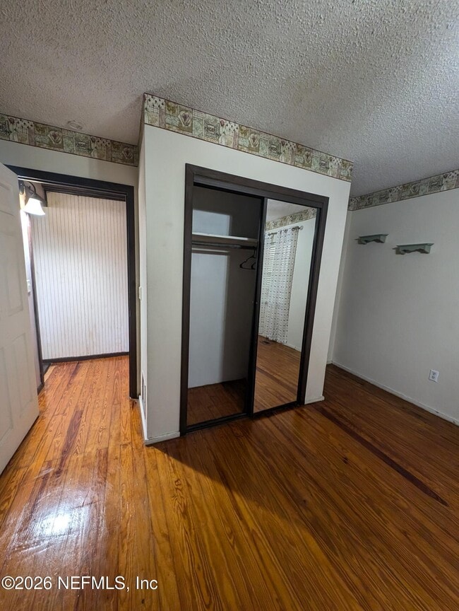 Building Photo - 183 Sherman Dr Cir