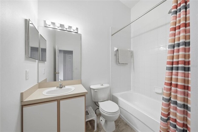 Building Photo - 1139 Baronscourt Dr