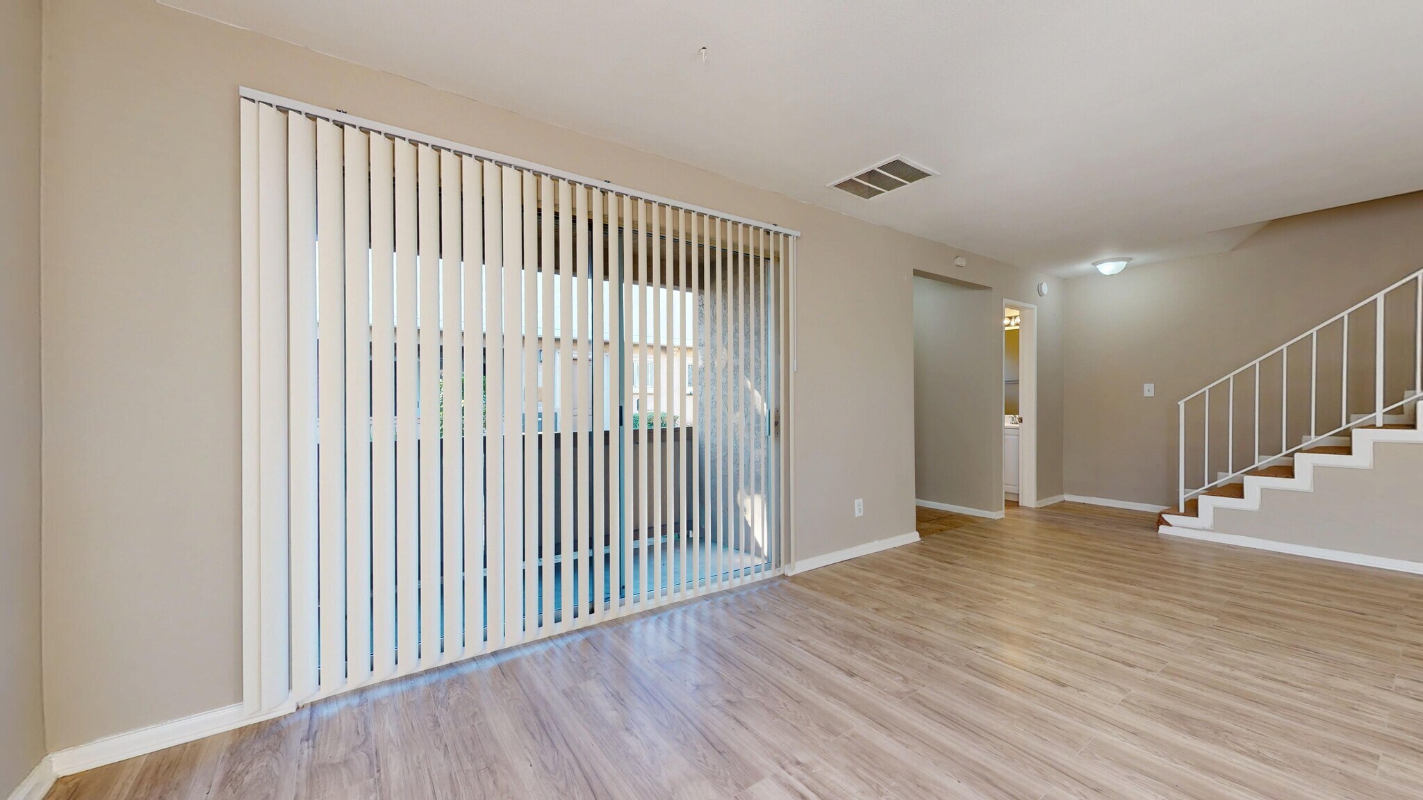 Building Photo - 20251 Cohasset St