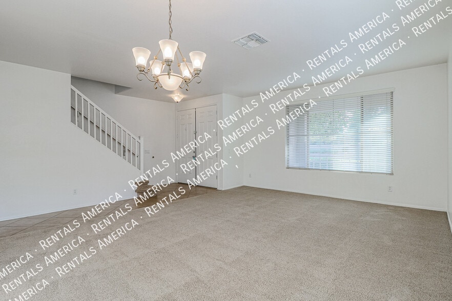 Building Photo - 14332 W Crocus Dr