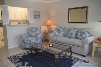 Building Photo - 315 Mansfield Dr