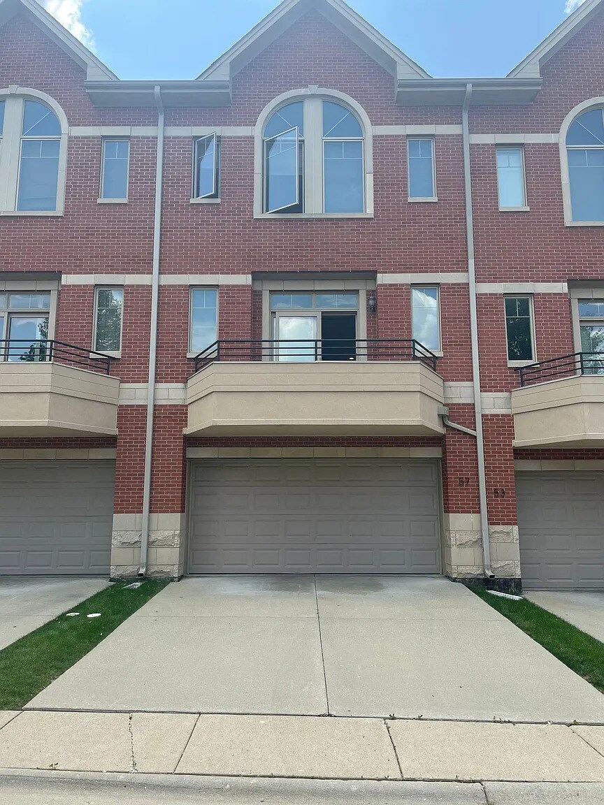 Building Photo - 57 Northfield Ter