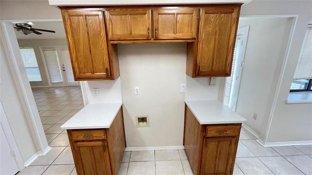 Building Photo - 6119 Kingswood Dr