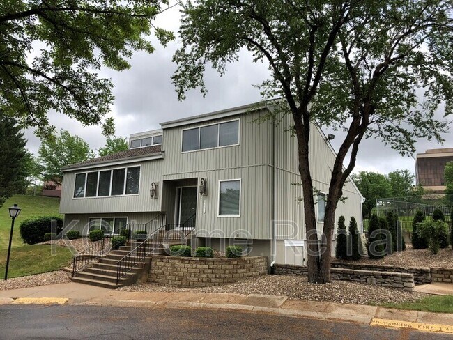 Building Photo - 8506 W 108th Pl