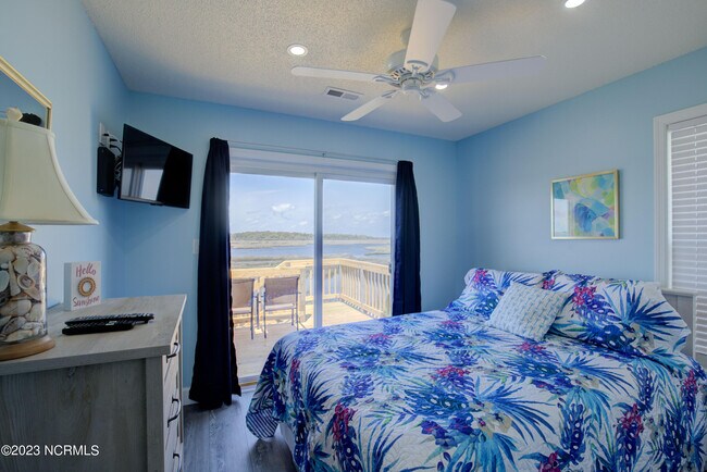 Building Photo - 1883 New River Inlet Rd