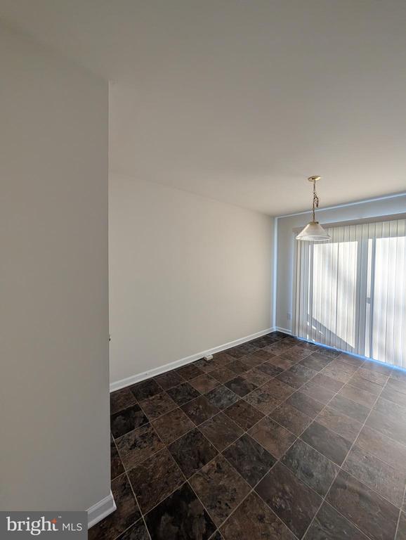 Building Photo - 322 Caribou Ln